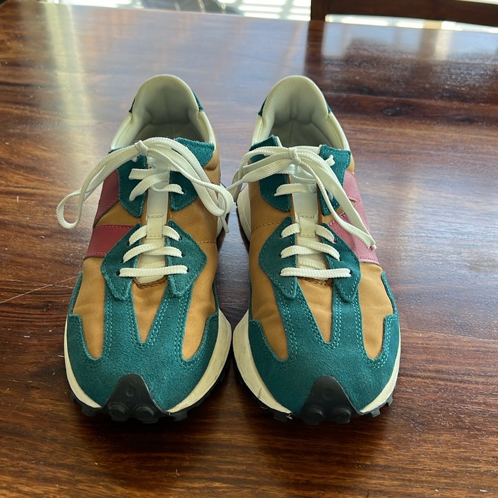 New Balance 327, W Sz 11